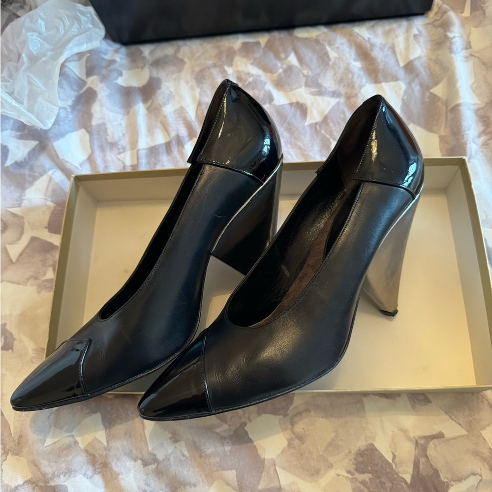 Robert Clergerie Glossy Black Heels